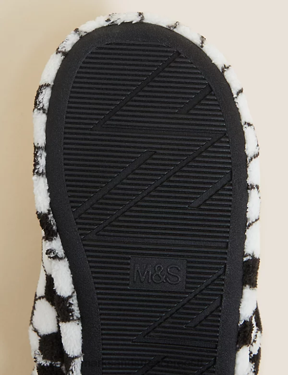 jalatsid ee Marks & Spencer lapsed jalgpallisaapad valge segu NZTRN8593